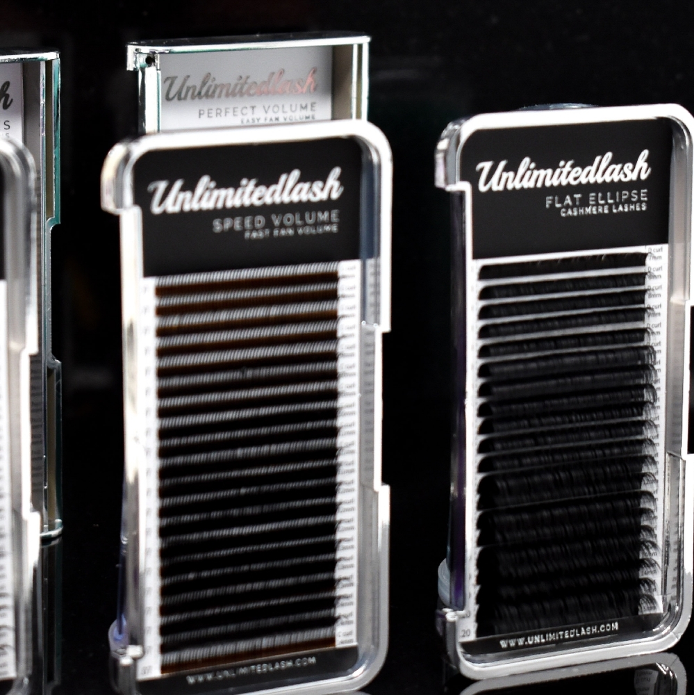 FLAT ELLIPSE 20 STRIP LASHES unlimitedlash.com